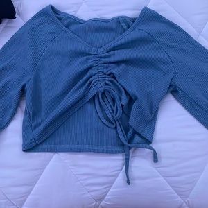 Long sleeve crop top
